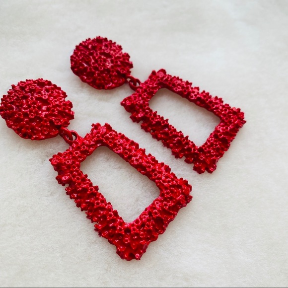 :: Red Textured Statement Earrings :: - Picture 2 of 7